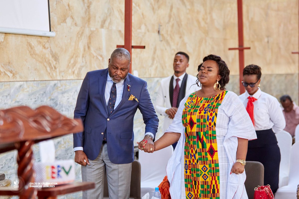 rodal_km's tweet photo. #culte #Celebration  #bible #rkministries #cervgoma

{ Retour en images }
CULTE DE CÉLÉBRATION
Dimanche 20.08.2023
——
Thème : LA DIFFÉRENCE 
Révérend Rodal Kolangas 
—— https://t.co/yBA1ACc4AF