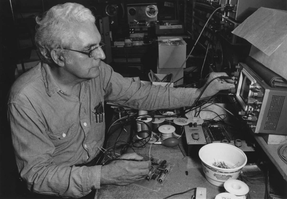 Moog Synthesizers tweet media