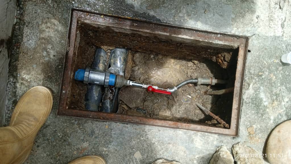 ASOOCHO's tweet photo. Agradecidos con la cuadrilla de aguas de la alcaldía del Hatillo @eliasayegh @ServiciosEH @Victor25Lira 

Los Pinos Calle B, Resd Miraflores, sustitución de junta dresser hg de 2" https://t.co/9DhQWX8lN9