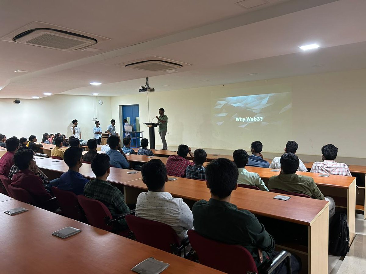 web3sastra's tweet photo. Orientation done! 🎉 Highlights from Web3 Club's event: 🚀 Explored Web3's potential to shape the internet landscape. 🔗 Spotlighted partnerships, and future plans. Audience engagement added excitement. 🎓 Thanks to amazing members for driving success!  #Web3ClubSastra #Sastratbi https://t.co/zuUn38XWzl