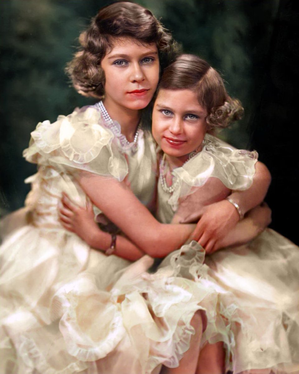 Mofoman360's tweet photo. Our Dearly Missed Queen Elizabeth II Lilibet and her sister Princess Margaret who was born on this day #QueenElizabeth #QueenElizabethII https://t.co/mlMat4EB4q