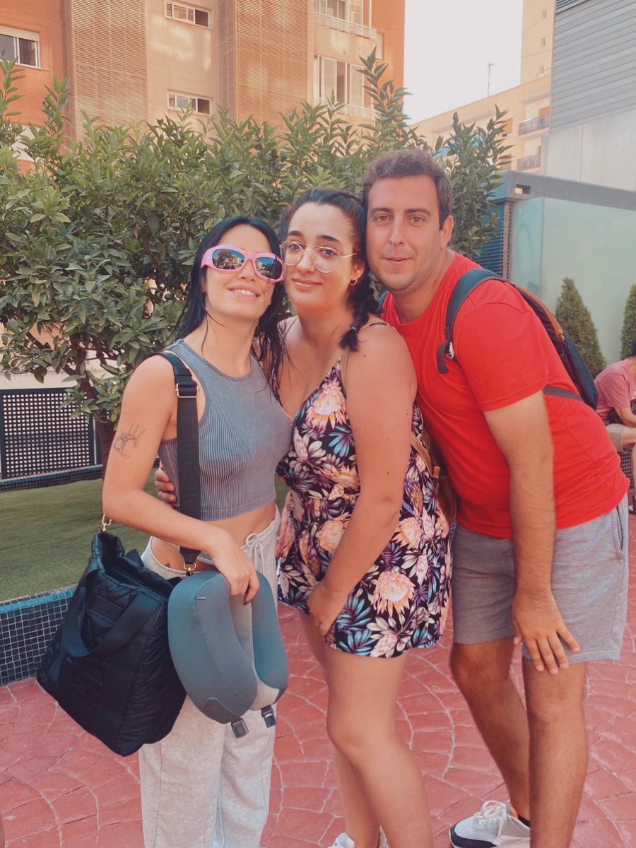 lalinoticias1's tweet photo. #LaliConFans ππ¦
#lali #laliesposito @lalioficial https://t.co/xZ4uvnBgZc