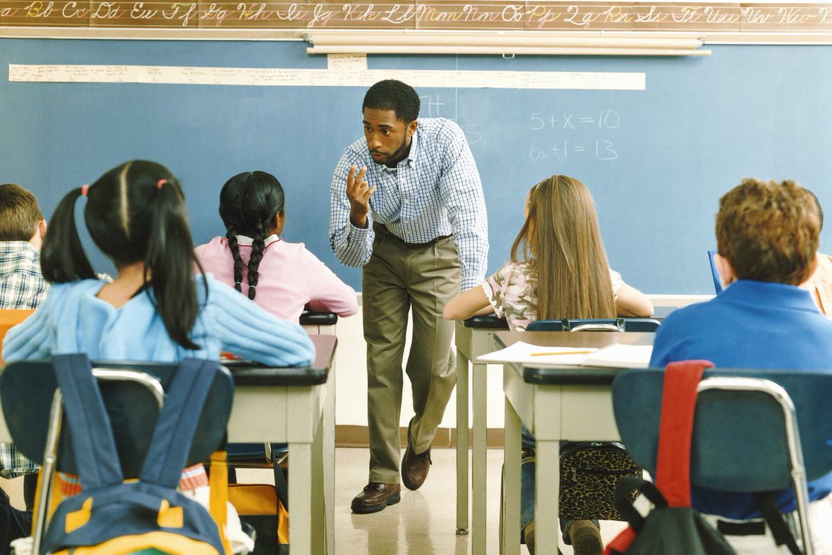 Oregon just signed a new law requiring high schoolers to take a financial literacy course before graduation. It'll teach them things like avoiding credit card debt, how to file taxes &amp; how to take out a loan.