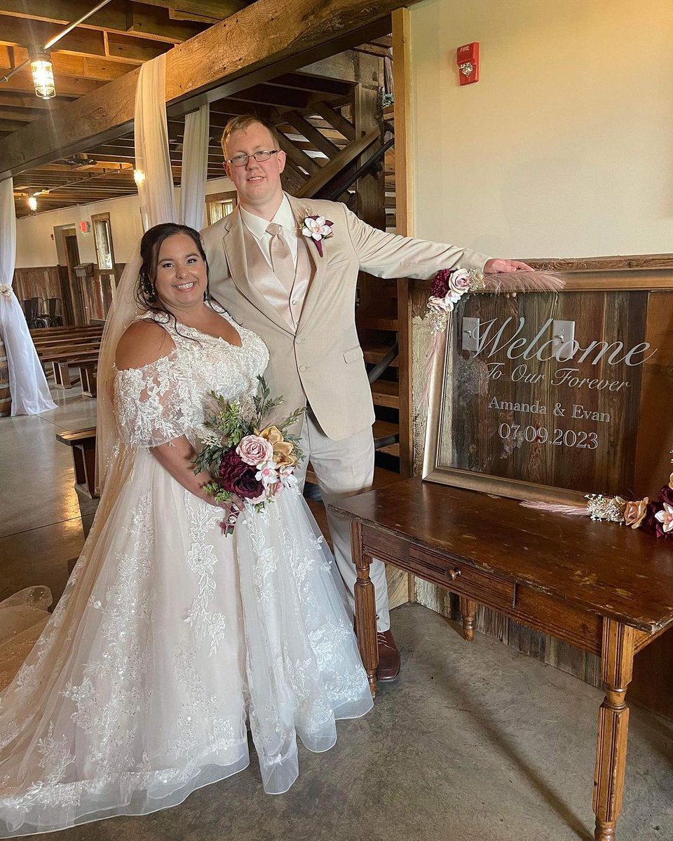 CoutureFiore's tweet photo. Our bride lights up the room with a gorgeous smile and her custom Fiore Couture gown. She looks so beautiful! โค๏ธ
#weddingdress #bridetobe #realbride https://t.co/foiFJcdxcx