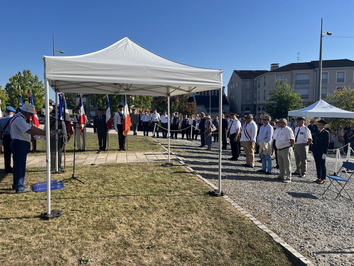 Prefet87's tweet photo. Cérémonie commémorative du 79e anniversaire de la libération de #Limoges, en présence de François Pesneau, préfet de la #HauteVienne, des autorités et des élus, lundi 21 août 2023. https://t.co/P57OiV1Iht
