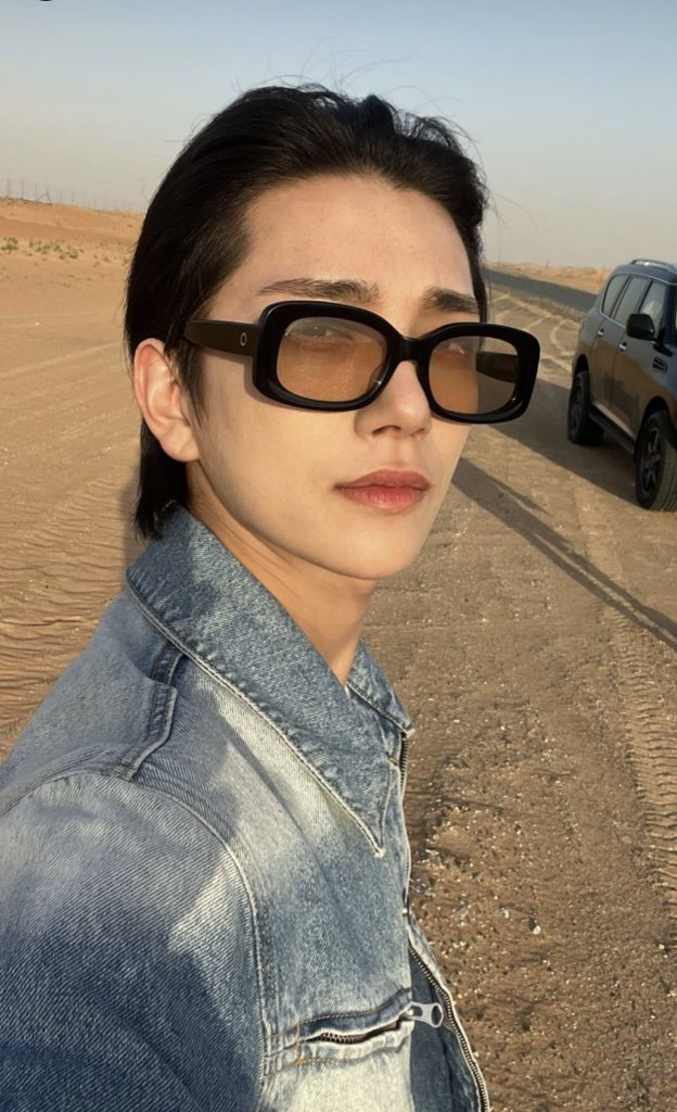 sarangenunpit's tweet photo. I LOVE YOU JOSHUA HONG  AKU AKAN MEMPUKPUK KEPALAMU MINIMAL SERIBU KALI SEHARI DAN MEMBERIKAN AFIRMASI POSITIF SAYANG KAMU KEREN HARI INI AKU SAYANG KAMU SAMBIL KUKENYOT UBUN UBUNMU LALU KITA MAKAN SEMPOL AYAM DAN BERPELUKAN SAMPE DIGREBEK SATPOL PP OMG HOW ROMANTIC WE ARE https://t.co/0pxQtWviuL