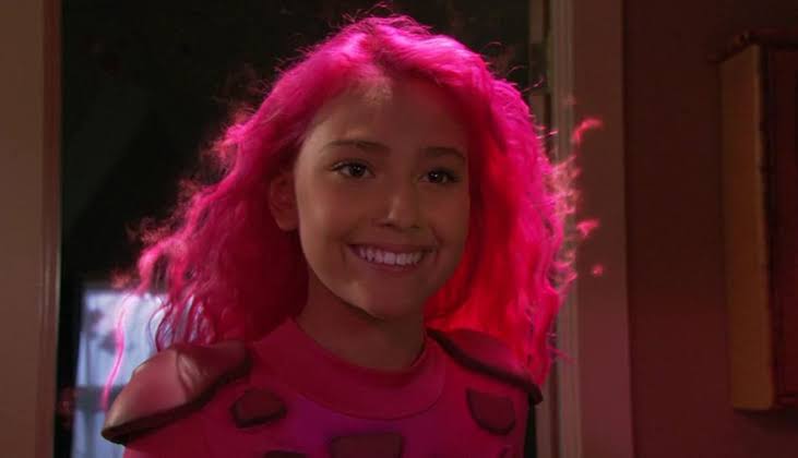 Pov: personagens que falaram que estou parecida por ter pintado o cabelo 

Eu discordo 😓
