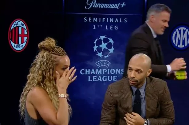 lnstantFoot's tweet photo. Vous le savez, Thierry Henry va prendre la tête de l'Équipe de France Espoirs et laisser sa place de consultant chez @PVSportFR et @CBSSportsGolazo. 🤵🏽‍♂️🇫🇷

THREAD sur ses récentes masterclass en plateau. Fous rires garantis ! ⤵️ https://t.co/wLGzGvWaQ4