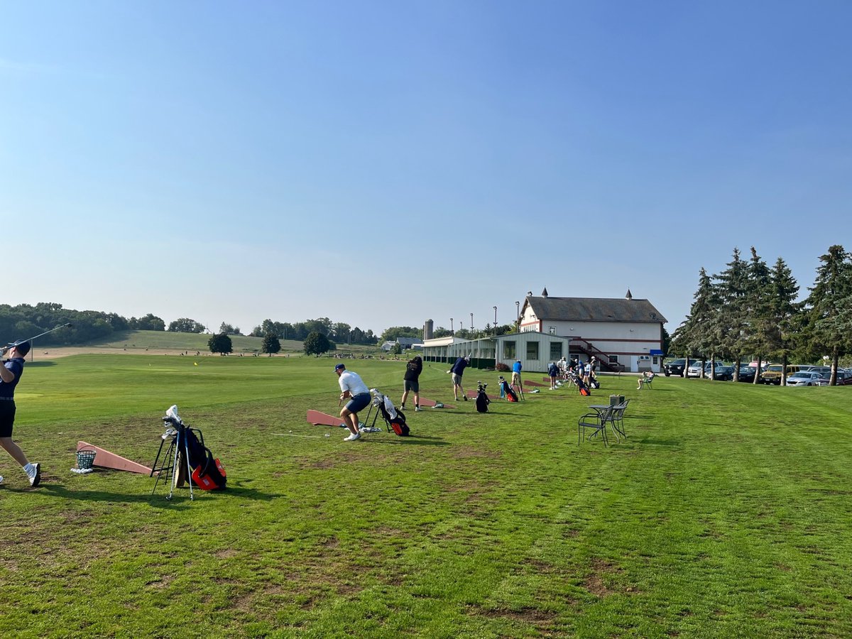 Carroll University Golf tweet media