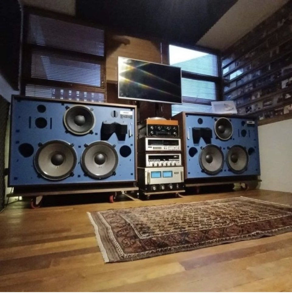 Otis Reddit tweet media