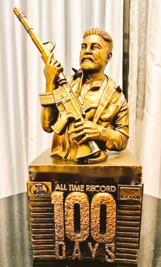 kb4bala's tweet photo. @galattadotcom #IndustryHitVikram #BlockbusterVikram https://t.co/jfeMUN1onn