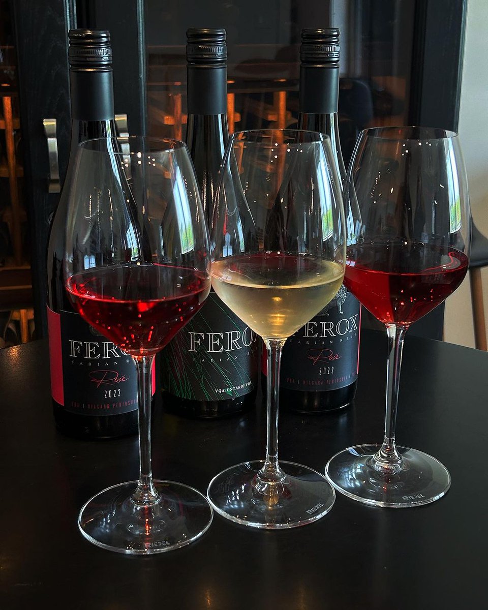 During Aug KV Club Members can head to #SueAnnStaff OR #Ferox for a complimentary tasting. We welcome Ferox & SAS members to Kacaba for tastings too! Call the winery to book #Memberperks #wineclub #WineClubPerks #foundersclub #friendswithbenefits #partnersinwine