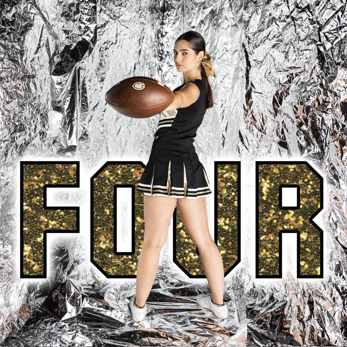 TiffanyCEllis's tweet photo. Four days till SHOWTIME! https://t.co/uXgnm8Mwpc