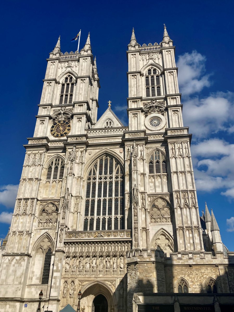 WAbbeyChoir's tweet photo. ⭐ Apply now to be our General Manager. Applications close on 6th September. More details here: https://t.co/ptb6JVhkiF ⭐ #ArtsJobs #recruiting #MusicJobs https://t.co/uXC7aXP6lC