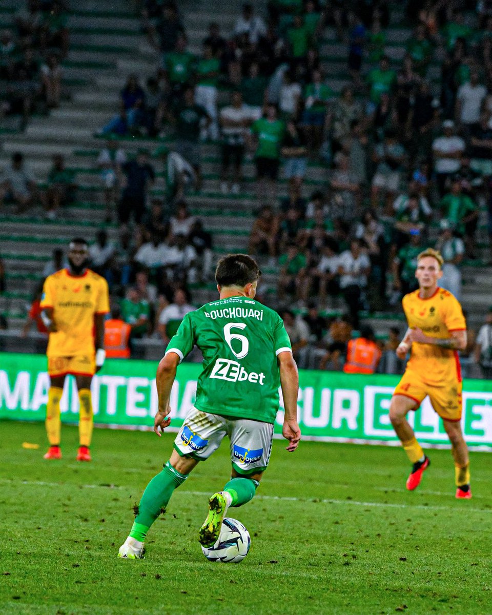 bouchouari_fp's tweet photo. 📔 Album photo • #ASSEQRM 📸❤️
#ASSE #SaintEtienne #Verts #Football #Ligue1 #StadeGeoffroyGuichard #ChaudLesVerts #AllezLesVerts #ForzaASSE #ASSEFamily #FansASSE #GreenTeam #ASSEFans #ASSENation #FiertéVerte
#bouchouari #benjaminbouchouari #teambouchouari #asse #teamasse https://t.co/GLN6emF6jP