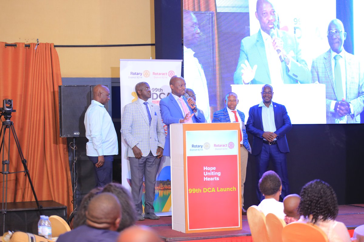 Rotary9214dca's tweet image. A true fundraising genius, @DGKenMugisha takes the stage and works his magic! In just one day, his wisdom has led us to surpass an incredible milestone, raising over 150 million. These generous contributions from presidents, leaders, and attendees embody the spirit of unity.