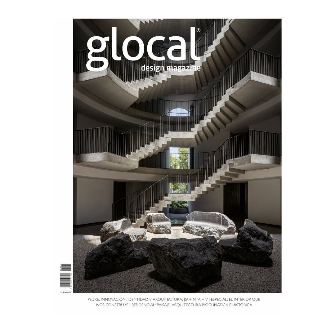 Glocal_Design's tweet photo. La nueva Glocal Design ya está a la venta.
Especial en alianza con @PinturasComex: «El interior que nos construye»
En portada: Pedre, el más reciente proyecto de JSa y @MTAmasV. 

Encuéntralas en Sanborns, Selecto Chedraui, H·E·B, Librerías Gonvill, Dufry, Gandhi y El Sótano. https://t.co/7YKpb65QTX