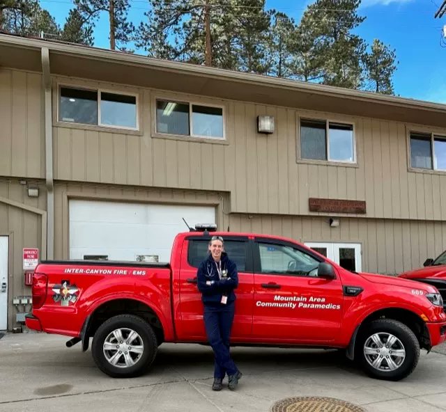 Do you have a relative or neighbor living within Inter-Canyon Fire Protection District who needs assistance with managing their health  issues at home? The ICFPD Mountain Area Community Paramedic program can help. For more information:  inter-canyonfpd.colorado.gov/community-serv…