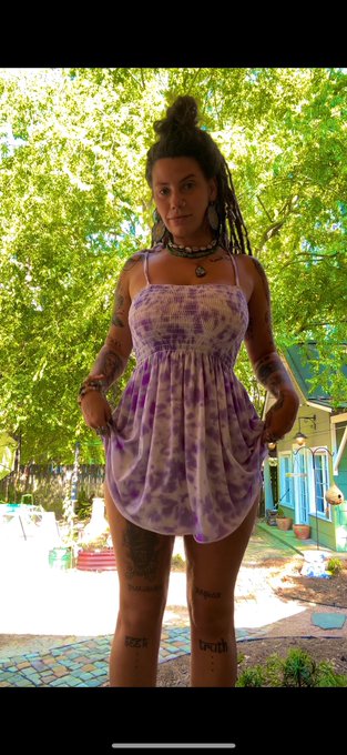 1 pic. would you rather :  on💟                    OR                 💟off  https://t.co/v07VxQkGgL https://t