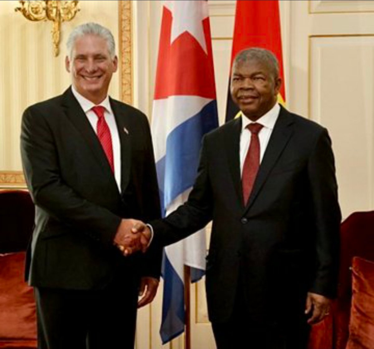 Con la visita de <a href="/DiazCanelB/">Miguel Díaz-Canel Bermúdez</a> a Angola se fortalece la relación bilateral forjada en la entrañable amistad entre Fidel y el presidente Agostinho Neto en la lucha por defender la independencia de Angola y en el desarrollo de la colaboración civil.

#DiazCanelEnÁfrica