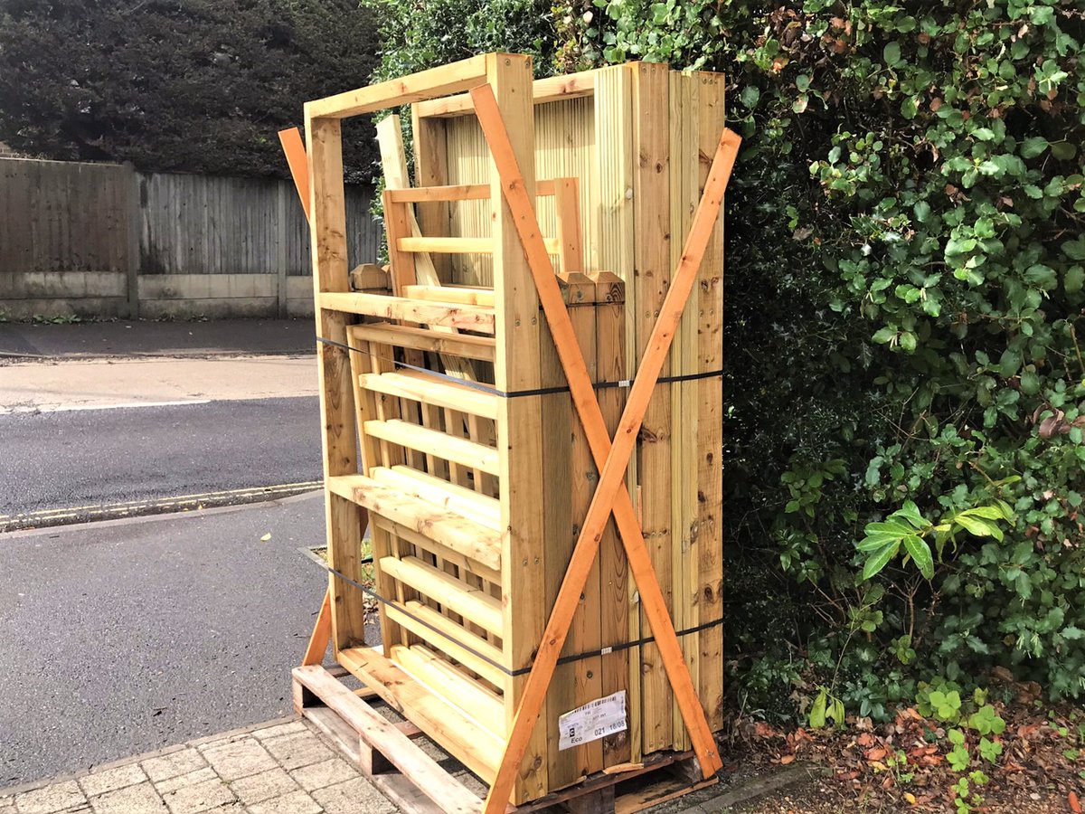 Southwicks1's tweet photo. Premium Self Build #DeckingKits available now from Southwicks #Gardenrooms..www.southwicks.co.uk/contact https://t.co/iQ7gZS8yVn