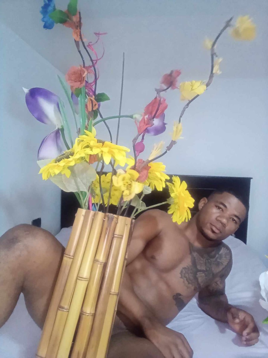 RonalTenorio2's tweet photo. Sígueme En Mi Onlyfans Estás 🔥🔞💪🍌🥵💦🤤https://t.co/q7lFHoPu1a https://t.co/IxCajflonG
