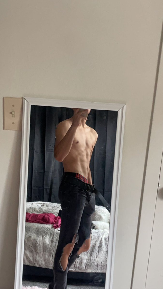 alberttgranados's tweet photo. Someone keep me company 😮‍💨

#fitness #twink #la https://t.co/8i6Petsg6K
