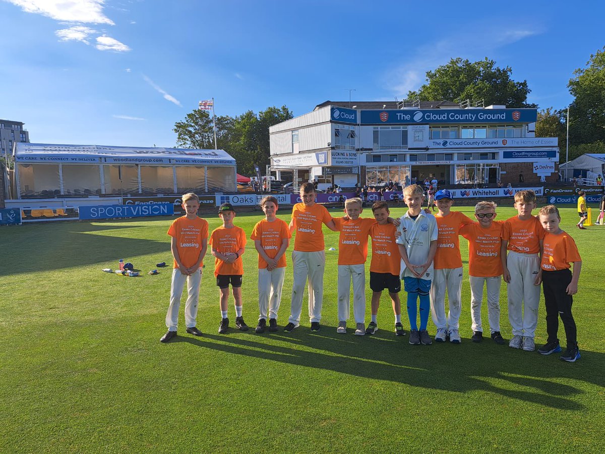NazeingCricket's tweet photo. A big well done to our Under 11s who took part in the mini-matchplay at the @EssexCricket County Ground last Thursday 🏏 
Lots of fun had by all and a well done to Jake for winning the throwing competition for those 10 and under 👏 

#YouScallops #future https://t.co/x4woohKNwo