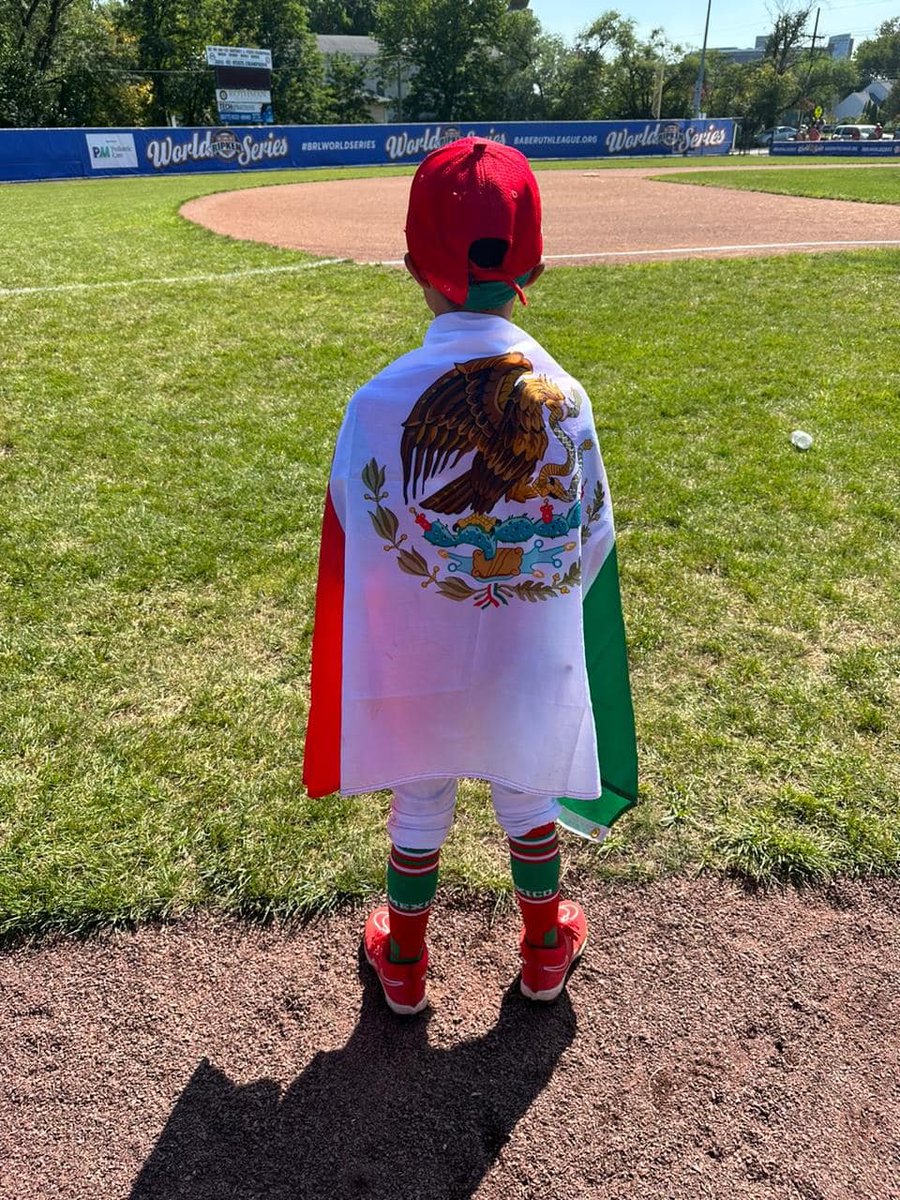 luisaraujo_hdz's tweet photo. Los pequeños de la categoría U-8 se proclamaron campeones de la Serie Mundial Cal Ripken Jr Babe Ruth League en la ciudad de New Jerse al vencer con marcador de 7-0 vs su rival de Hilltop 

México fue representado por Culiacan en el programa de Babe Ruth League. https://t.co/YN1Od2YBvw