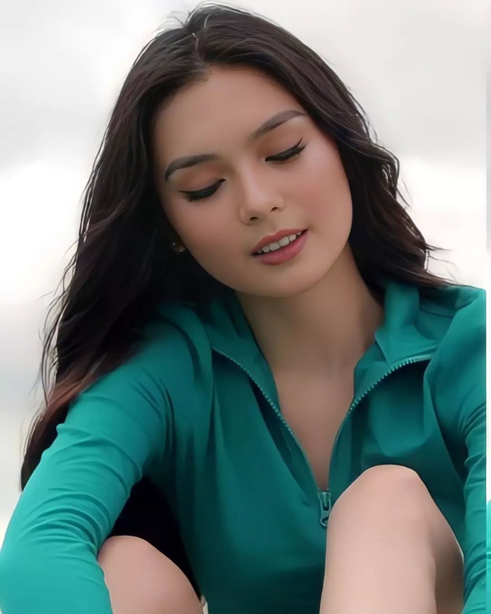 aldi80s's tweet photo. FRANCINE DIAZ
What a imcomparable beauty!
#Philippines #PH #Pinay #PinayGirls #PinayCelebs #FrancineDiaz https://t.co/WNn5W2y34o
