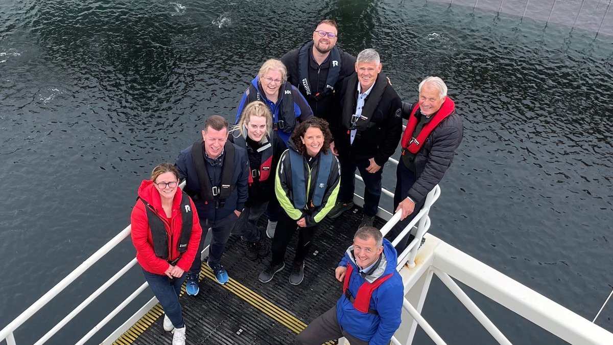 scotseafarms's tweet photo. ADVANCES | Innovation in aquaculture topped the agenda today during a tour by @MairiGougeon and @scotgov officials to see the latest advances in Norway, including Ocean Farm 1 – pioneered by our co-owner SalMar.
Read the story in full > https://t.co/KmuD55cAg9
#oceanfarm https://t.co/WXNXeU1S1T