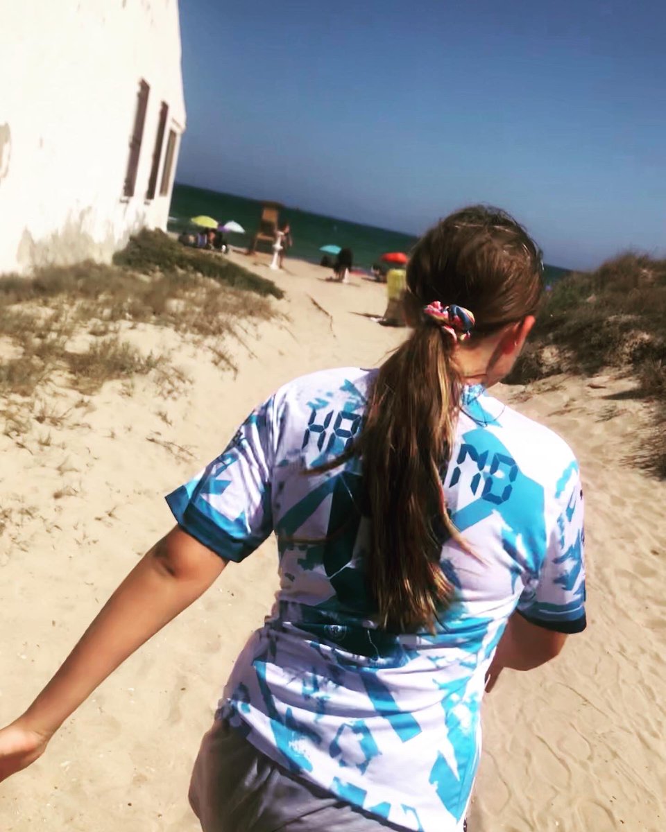lilypod1803's tweet photo. Oh baby girl you are so beautiful 💛
-
Love the beach - definitely my happy place 🏖☀️🌊
-
#livinginspain #ourspanishadventure #ourspanglishlife #makingmorememories #makingeverysecondcount #ourspanishlife #beachvibes https://t.co/4KlVdvekd7