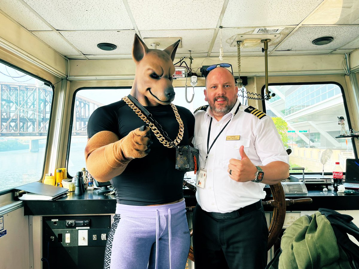 cainenines's tweet photo. Setting sail for adventure.
All aboard!
#furry #furries #fursuit #fursuits #fursuiter #fursuiting #FursuitEveryday #furrycommunity #furryfandom #canine #dog #pup #puppy #pupplay #woof #xolo #anthrocon #pittsburgh #pgbh #city #cruise #boat #ship #mondaymotivation #mondaythoughts https://t.co/FXsF9kZmoc
