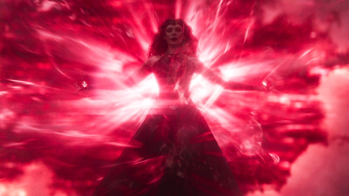 scarlazywitch's tweet photo. The Scarlet Witch owns the colour RED! https://t.co/751wi6wP23