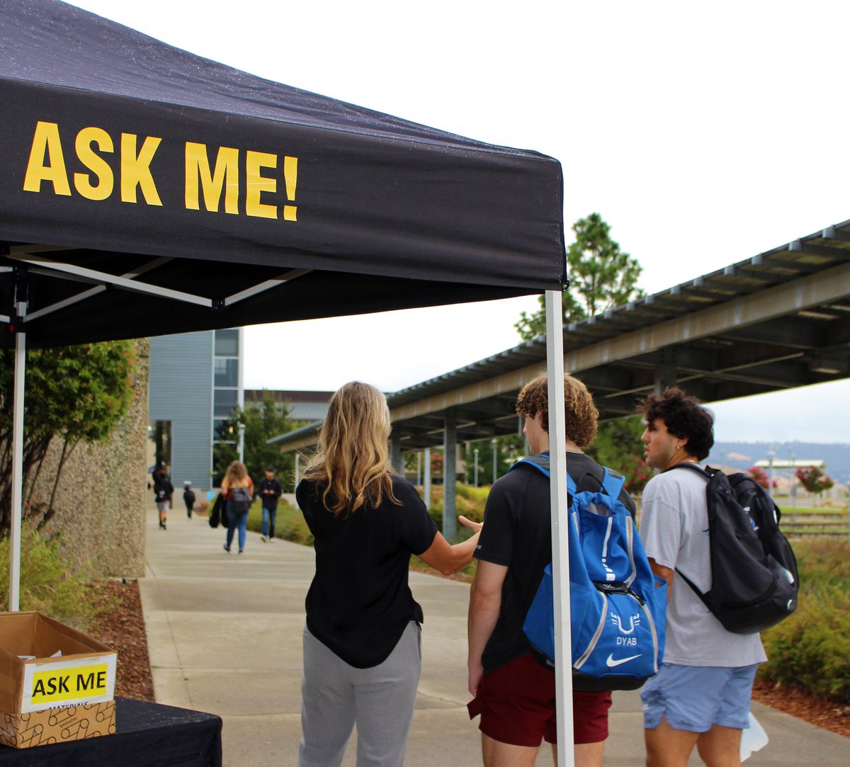 buttecollege's tweet photo. Welcome to the fall semester, Roadrunners! If you have questions or need help finding your way around campus, stop by one of our "Ask Me" booths today and tomorrow. #ButteCollege #fallsemester #fall2023 https://t.co/7o1VX3JHa5
