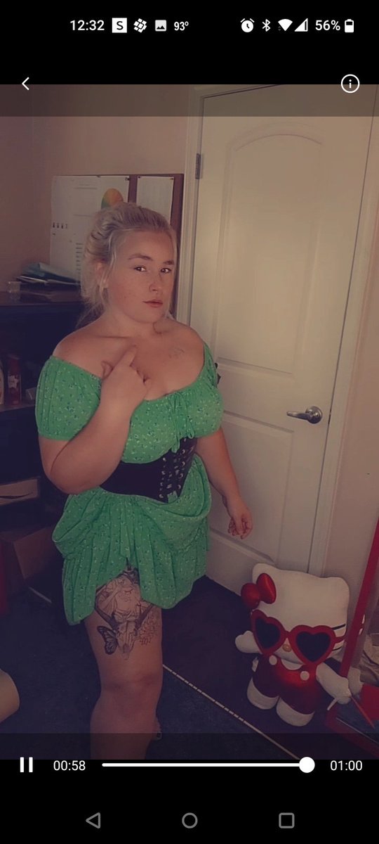 AmberleRose25's tweet photo. 🖤💚 https://t.co/lgWMPAlHNC