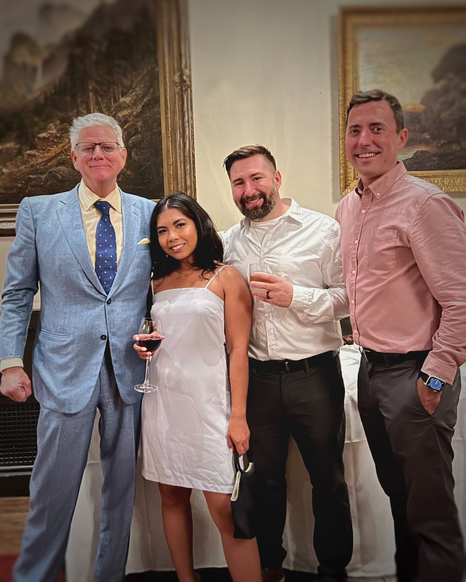TaberCreative's tweet photo. This past Friday, we enjoyed a memorable evening celebrating our Director of Brand Strategy, Kirk! Happy Birthday! 🎉🥂 https://t.co/Jjai4yXEos