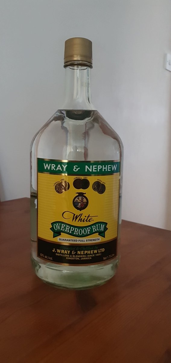 Backfoot, my family was NOT ramping when they bought me this! I didn't even know you could get such a big bottle of <a href="/WrayAndNephewUK/">Wray & Nephew UK</a> 🤣
Looks like I need to make a rum based hot sauce before I drink it all... 
#whiterum #wrayandnephew #jamaican #scotchbonnet #hotsauce #SE15maker