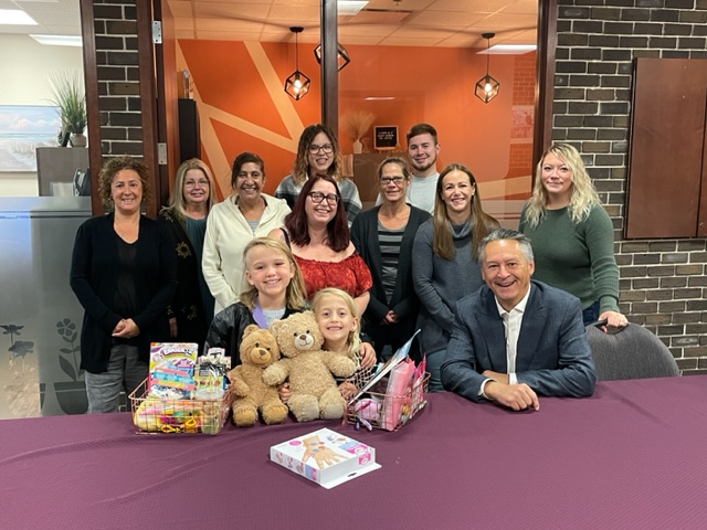 HABFC's tweet photo. Our EDM office had a special visit from some HABFC supporters! Adelaide &amp; Greer (sisters) both had hospital visits in the past &amp; had our book to comfort them during their stay. Both happy &amp; healthy, they filled our office with laughter &amp; smiles as we shared some goodies! #warm💙 https://t.co/bPUxaJbK9h