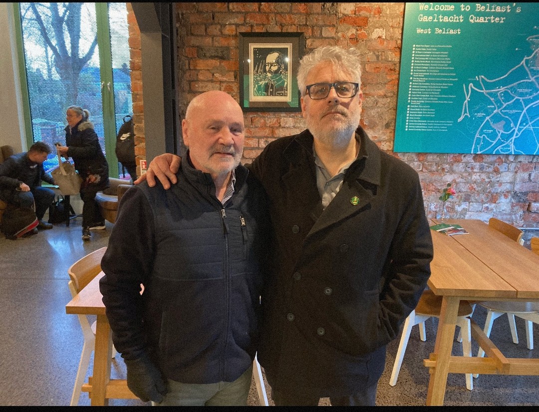 kilomite4's tweet photo. @Eireastrogen32 @1601DavidD Although it shouldn't be papered over that elements of Sinn Fein are also sneaking regarders to the Kremlin line.

Russia propagandist/FSB asset Dan Kovalik was invited into the heart of West Belfast and embraced by senior members, only after just going on a media tour of occ Ukr https://t.co/ra55MsSCWc