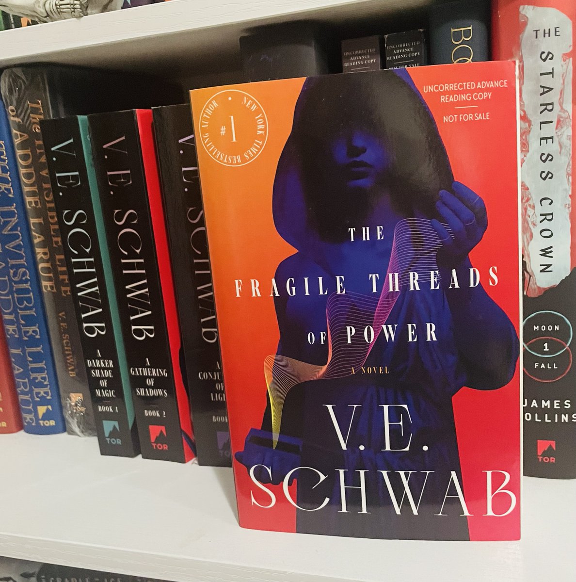 Can't wait to get your hands on #TheFragileThreadsofPower by <a href="/veschwab/">Victoria/V.E. Schwab</a>? We're giving YOU the chance to win an early copy via our #sweepstakes! Just follow us, then like and retweet this post to enter ✨

#FragileSweeps