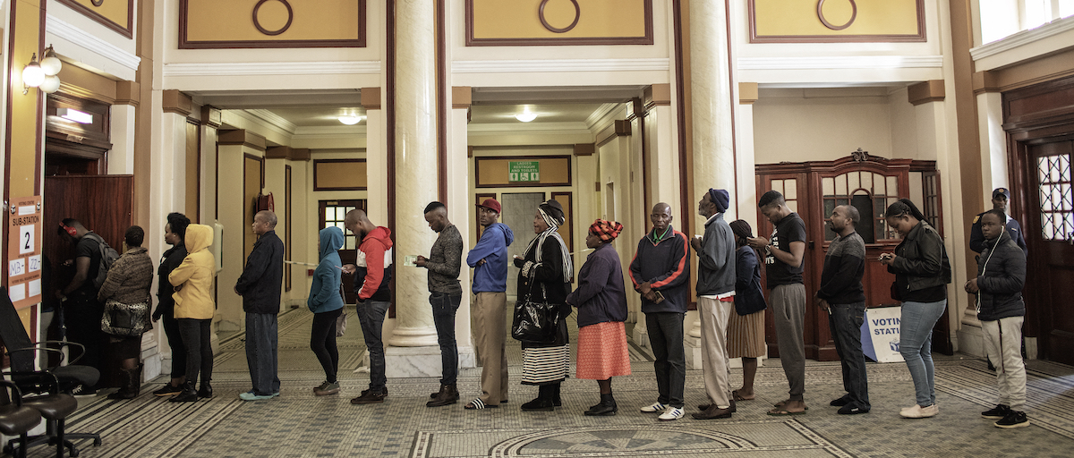 issafrica's tweet image. In #Kenya’s elections, digital influencers sold their services to political paymasters offering the highest price. How can #SouthAfrica prepare for its 2024 elections? 

@KarenAllenIntl for ISS Today #ElectionInfluence ow.ly/pqrP50PBo8g