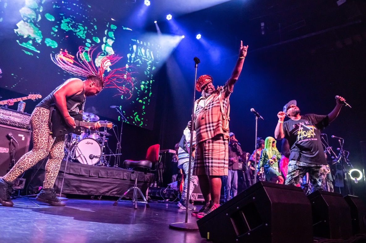 Never giving up the funk! Parliament Funkadelic blew the roof off the theater on Saturday. It was an honor to have @george_clinton and the Funkadelic family on the Wellmont stage. Thanks for burnin’ down the house with us!🎺🕺 📸: Anthony DiMatteo - Full photo set on FB!