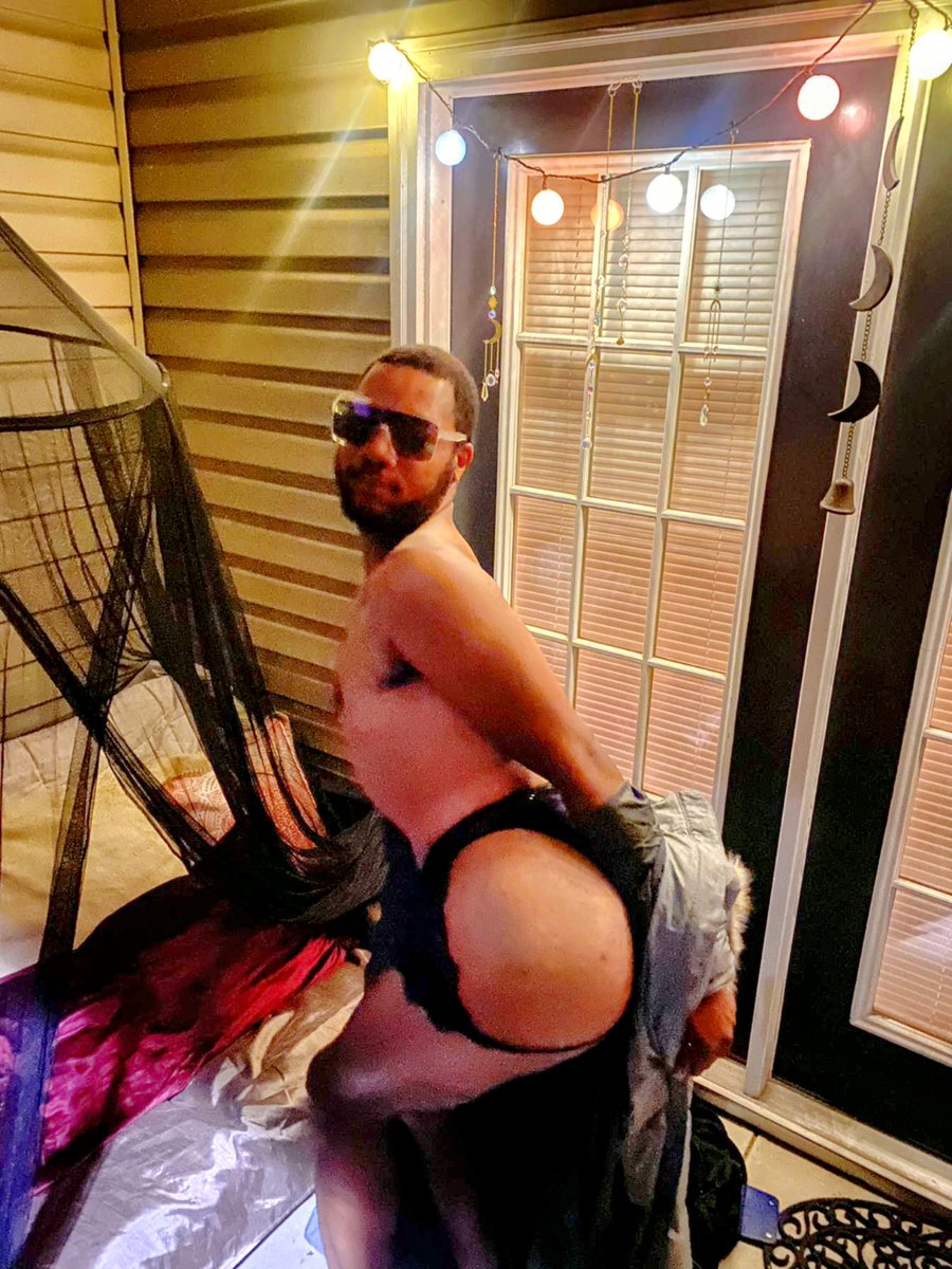 CarlosO124's tweet photo. @SeamusOReilly69  @EdenDanielsXXX  @Timberfell @RayDaltonXXX @jordimassivexxx @pman43 @foxxytommy someone get me in the industry 🤤 #pornhub #onlyfans #fitness https://t.co/RXbWntBEOu