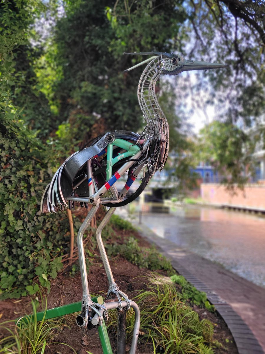 mount_unit's tweet photo. The walking group went through the developing city centre and onto the canal path today. We admired the narrow boats and a sculpture of a heron. We enjoyed the sunshine and a gentle breeze against our skin as we took in the nature and wildlife around us πΆββοΈπΆπΎββοΈ #Notts #Canalpaths https://t.co/X0R5ESmEOv