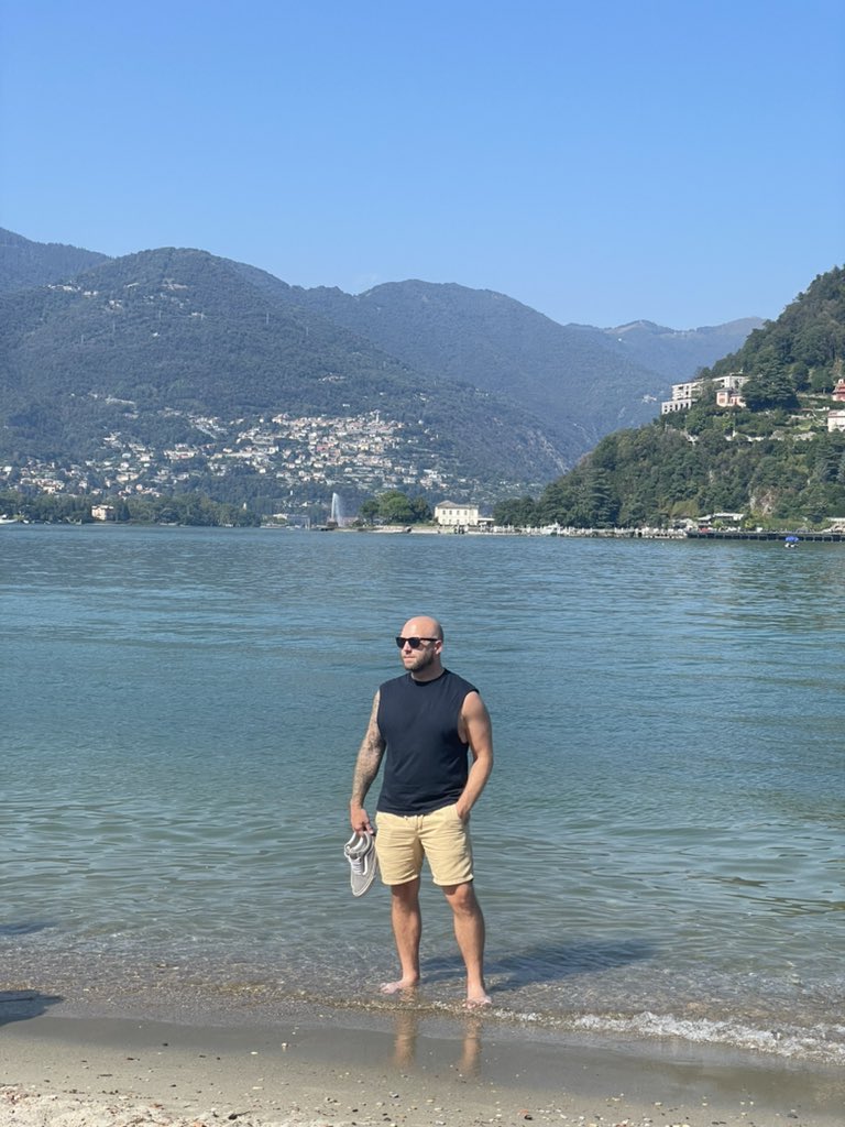 Day 4: This has been the hottest day yet! We visited Lake Como. The lake and scenery were incredible. The tourist queues were huge so we decided to go off the tourist track and found an amazing cafe to take the view in.