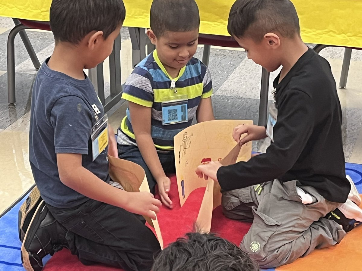We are discussing the book #Ish and making #IshArt with the sentence stem “ Coming back to school makes me feel…” ❤️💜💙💚💛🧡 hearing 🐼🎨Sts discuss their drawings <a href="/InksterArt/">👩‍🎨 Sonia Inkster 🎨</a> <a href="/Vardeman_AISD/">Vardeman_ AISD</a> <a href="/AldineISD/">Aldine ISD</a> #AmplifyAldineArt #PrimaryArtRocks #MyAldine