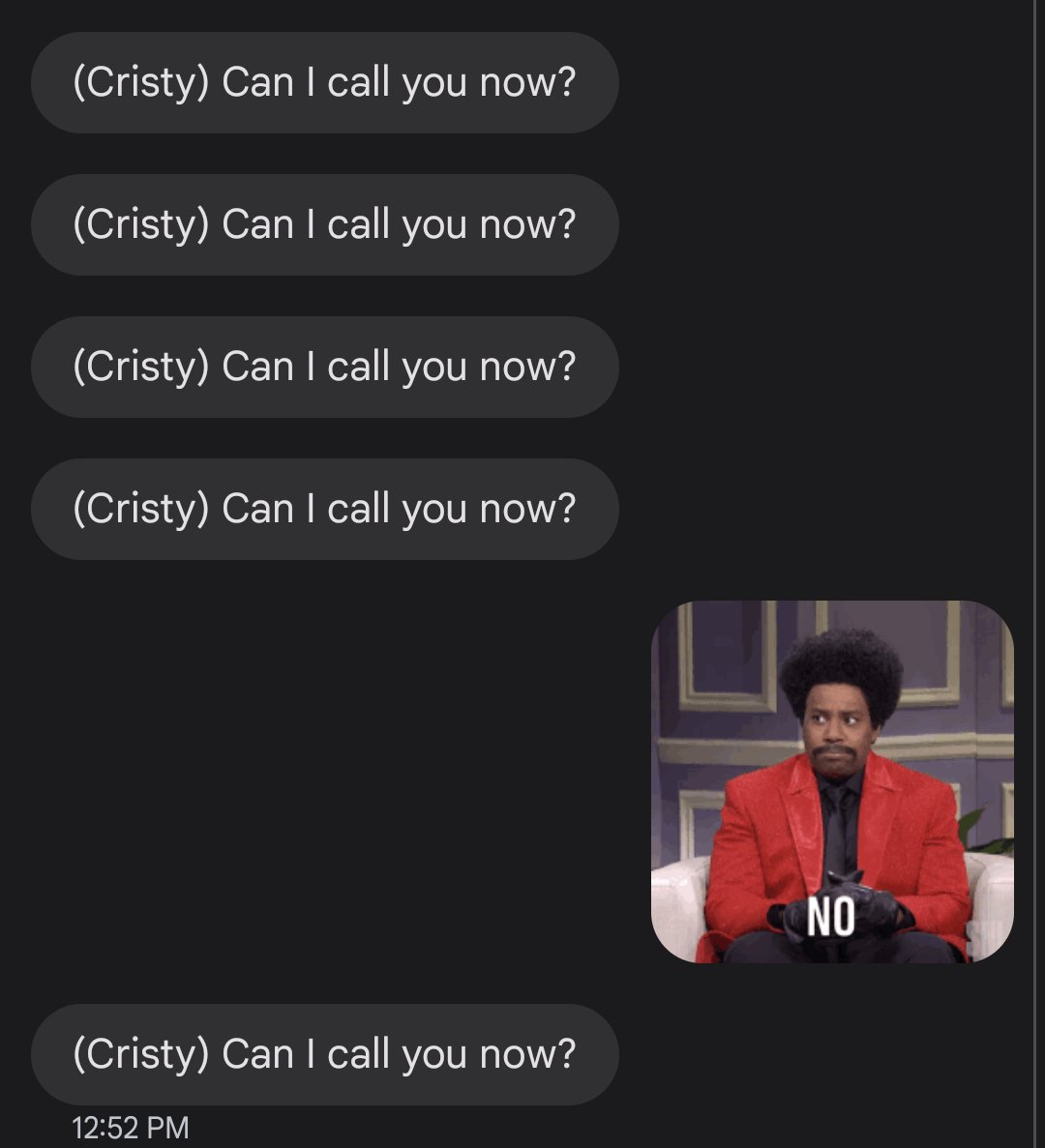 LukeLeidal's tweet photo. @MediacomSupport either your text service is facing technical difficulties or one of your agents has become weirdly obsessed with me. https://t.co/R32dIHbfMl