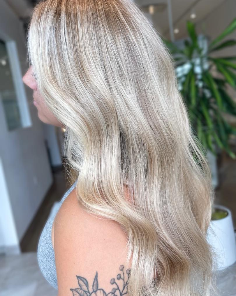 Barbie Blonde done by Tasha ❤️

Visit: vibrantsalonandspa.com

Call: (506) 206-8855

Get Direction: google.com/maps?cid=12882…

#VibrantSalonAndSpa #HairSalon #FrederictonNB #Fredericton #Salon #Spa #hairdresser #Hairstylist #Blonde #Hairtrend #hairstyle #MedicalSpa #HairColorist