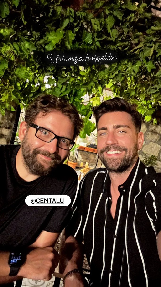 Spirit_Fractal's tweet photo. A Welcoming Heart... ❤️🔥🥰❤️😍
#ÇağlarErtuğrul greeting his friend & long time photographer #CemTalu in Urla via stories on Instagram ❤️
Hoping for a new fiery photoshoot soon 🔥🔥🔥 https://t.co/nLy4OBBFQn